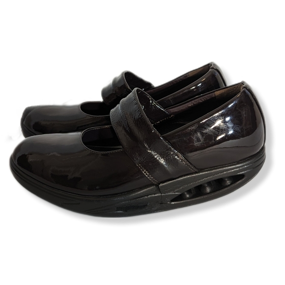 RYN Womens Burgundy Wine Patent Leather Mary Jane Rocking Shoes, Size 7.5 - Picture 3 of 12